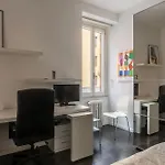 Guesthost - Cozy Near Tiburtina *