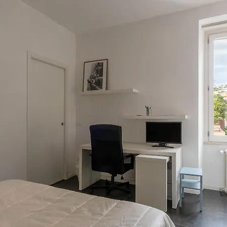 Guesthost - Cozy Near Tiburtina